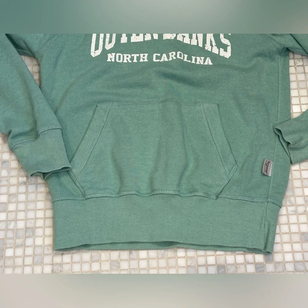 Outer Banks North Carolina Green Hoodie Sweatshirt with Pocket - Picture 5 of 12